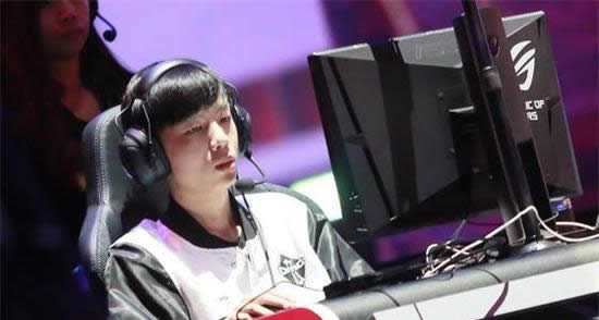 LOL���޶Կ���OMGvsMVPս�� OMG����LPL����MVP�����ɹ�