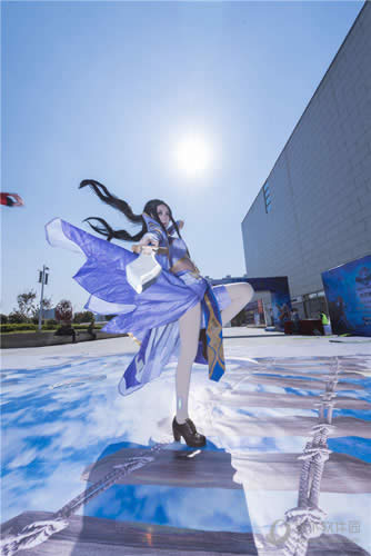 ������ҫ�Ͼ�������¶��Coserͼ