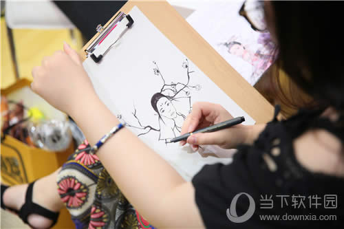 ������ʦ��Ϸͬ�˴�����