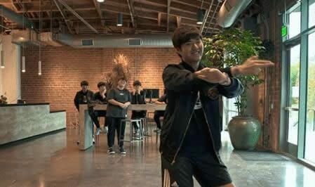 SKT�ھ�Ƥ��͵�ܰ��ع� Faker��Ȼ����ѡ������