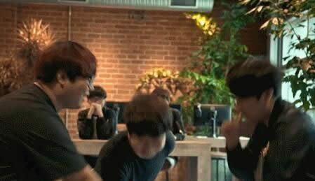 SKT�ھ�Ƥ��͵�ܰ��ع� Faker��Ȼ����ѡ������