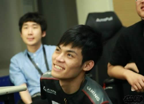 LOLս�ӹ�ֵ��EDG1500�� SKT��4��