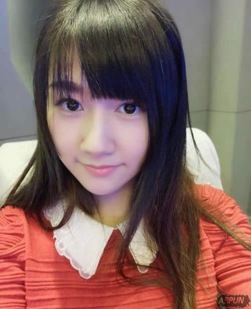 小苍:和大哥“开房”是假的 我们的关系非常纯洁