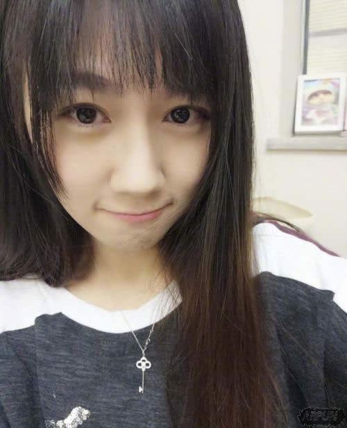 小苍:和大哥“开房”是假的 我们的关系非常纯洁